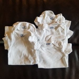 Short sleeve white onesies